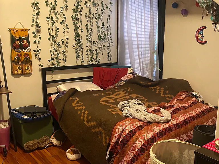 10 Taft St #3A — Photo 12