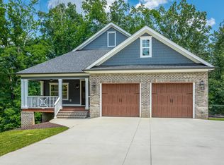 3043 Merrydale Dr, Chattanooga, TN 37404