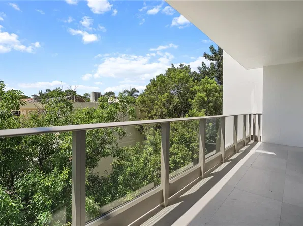 2200 Brickell Ave #317, Miami, FL 33129