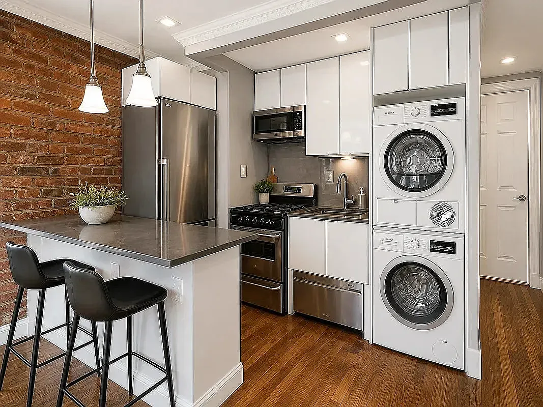 115 Mulberry Street — Photo 3