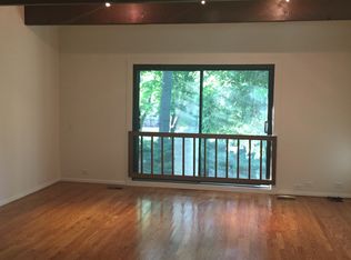 438 W Russell St #5, Barrington, IL 60010