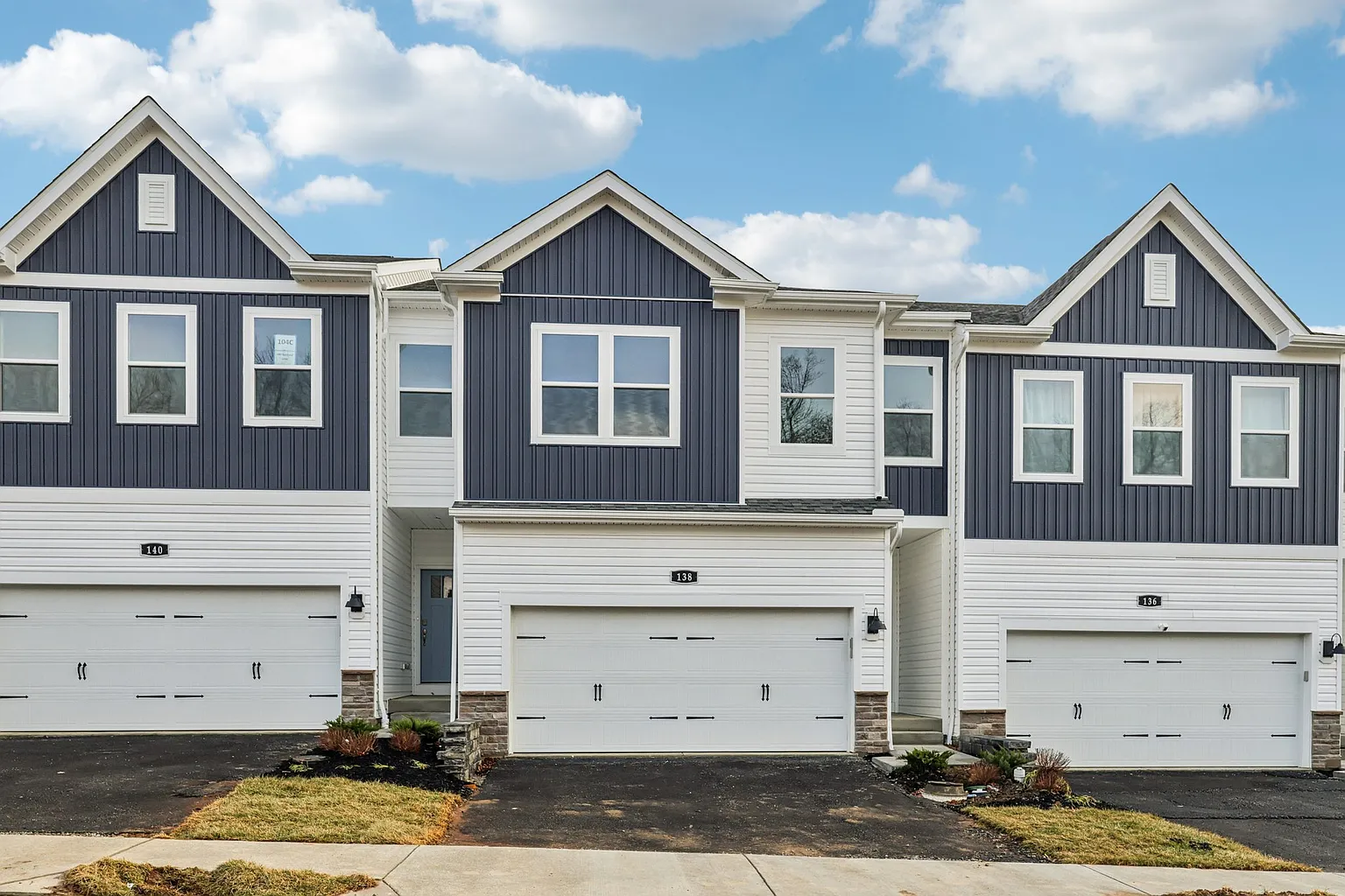 138A Scotland Ln photo 1