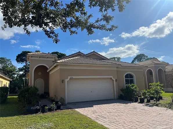 5755 Sunberry Cir, Fort Pierce, FL 34951