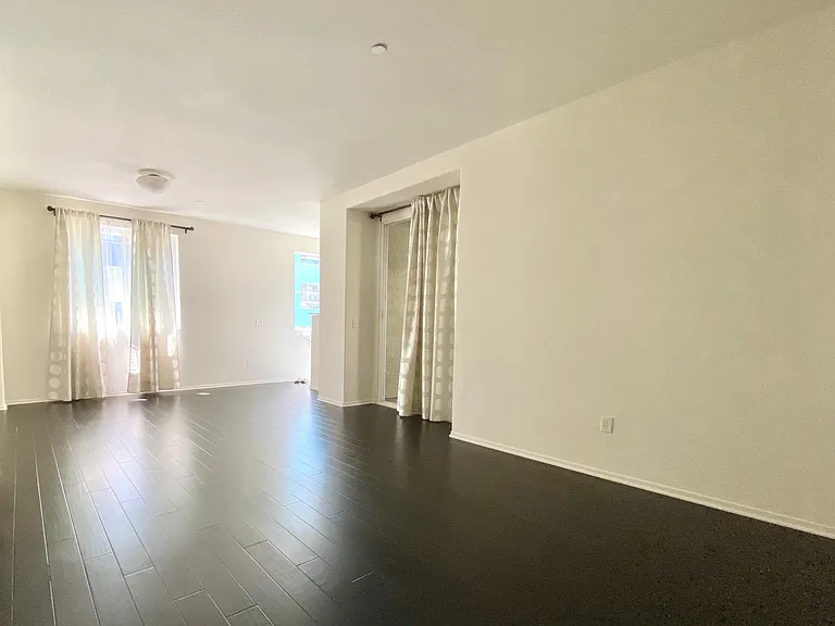 4948 Haight Trl — Photo 4