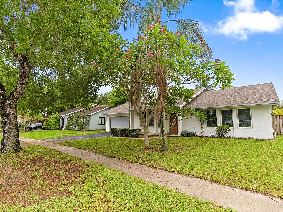 1st image of 5005 SW 87th Avenue