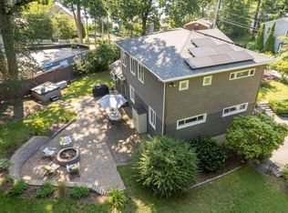 39 Lake Shore Dr, Wayland, MA 01778