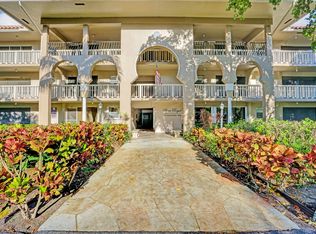 100 Royal Palm Way APT 208, Boca Raton, FL 33432