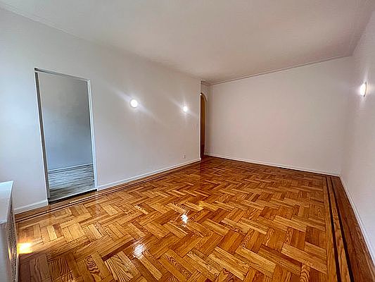 3rd image of 43-06 46th St #3