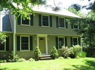 14 Dickinson Ct, Deep River, CT 06417