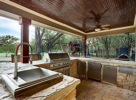 5th image of 3805 Lost Oasis Holw