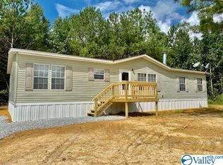21525 Yarbrough Rd, Athens, AL 35613