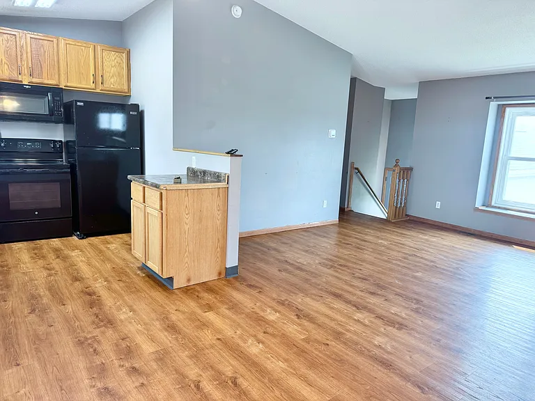 5141 7th Ln S — Photo 2