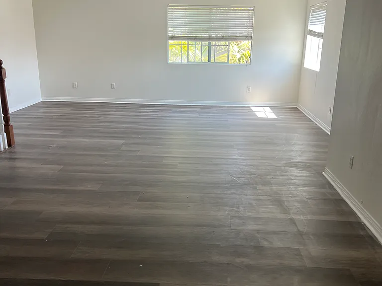 2264 Shanna Carle Dr — Photo 17