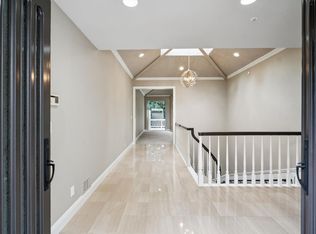 651 Manresa Ln, Los Altos, CA 94022