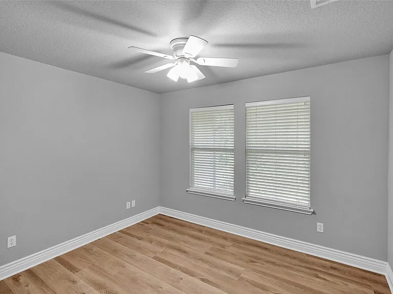 63 Woodlily Pl — Photo 20