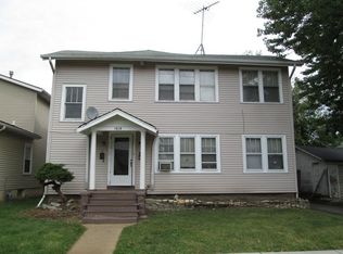 1414 Jenkinson Ct, Waukegan, IL 60085