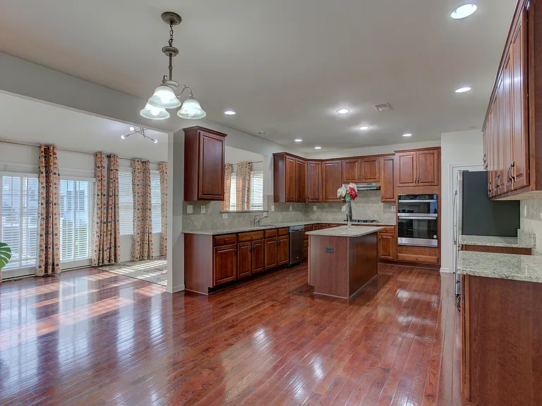 43185 Tandridge Way — Photo 22