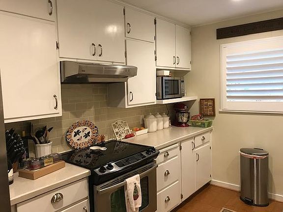 5th image of 705 N Edison St