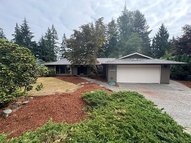 2422 179th Ave NE