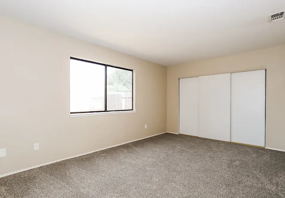 1553 Colfax Dr