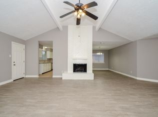 8319 Bird Run Dr, Missouri City, TX 77489