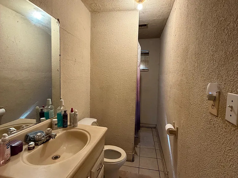 3605 Rebecca St — Photo 10