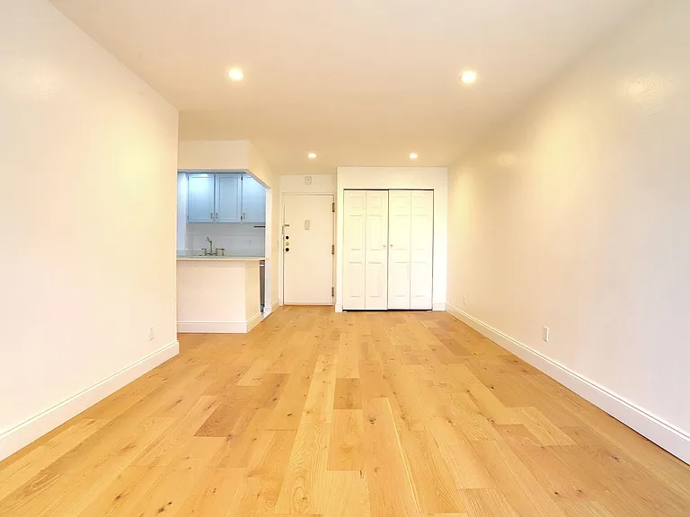 1111 River Rd #G7 — Photo 2