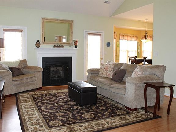 2nd image of 326 N Sweetwater Hills Dr