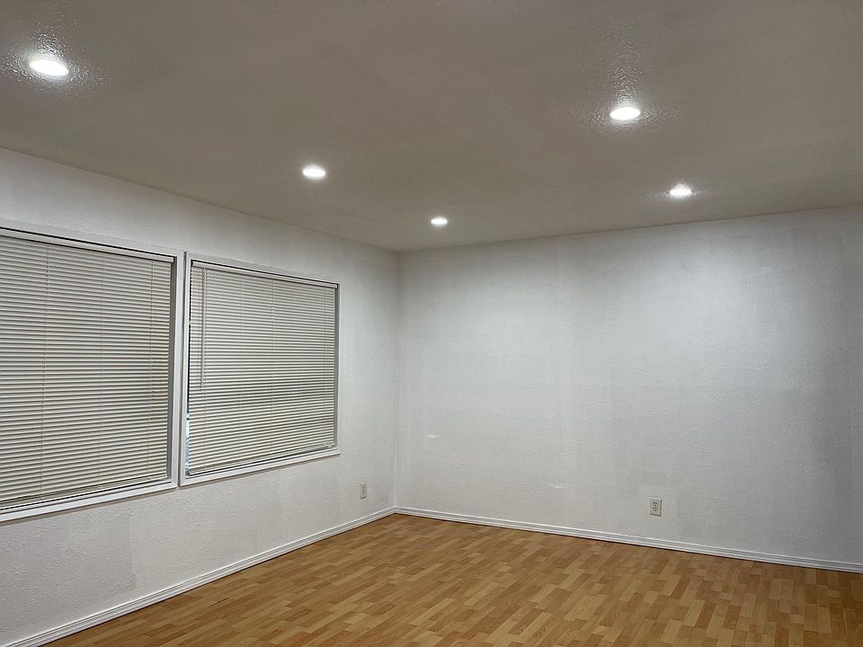1st image of 12601 Twintree Ln