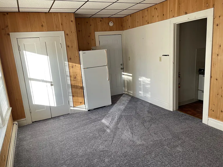 106 N Pine St #1R — Photo 1