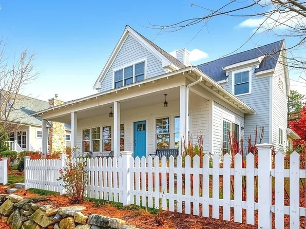 42 Poets Cor, Plymouth, MA 02360