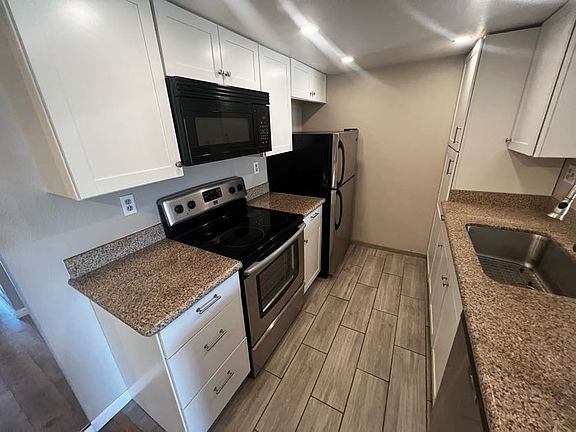 5th image of 1111 E University Dr