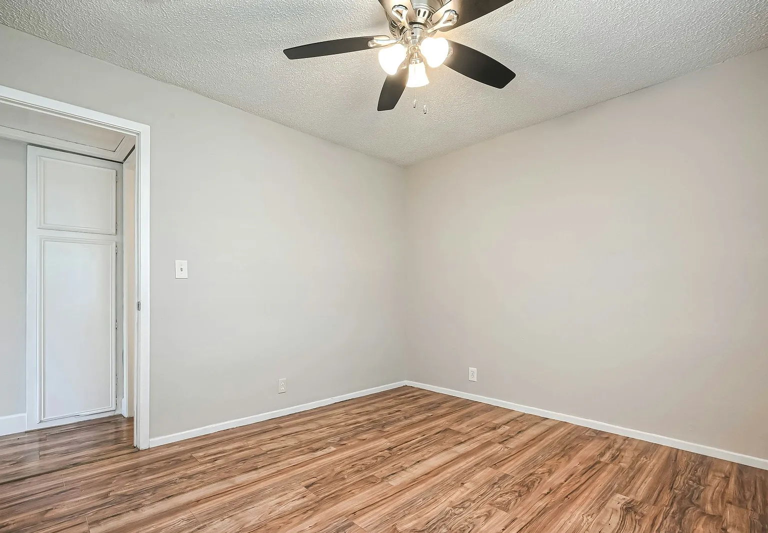 8430 Round Rock Drive, Unit 1 — Photo 4
