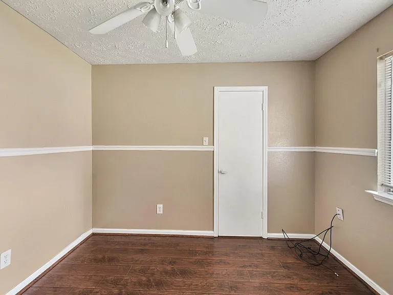2012 Sandy Knoll Dr — Photo 16