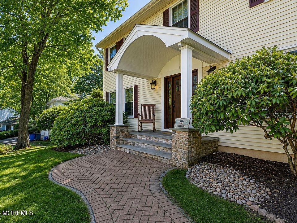 1st image of 3 Manalapan Woods Drive