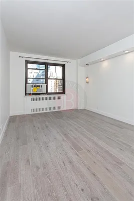 Rented by BARNES New York | media 12
