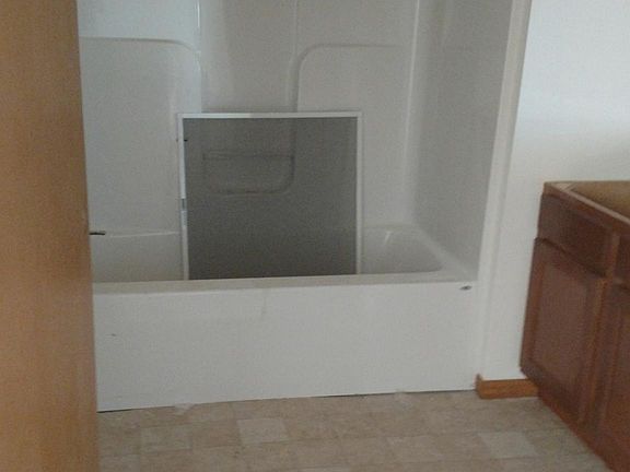 3rd image of 312 Franklin Ave APT A