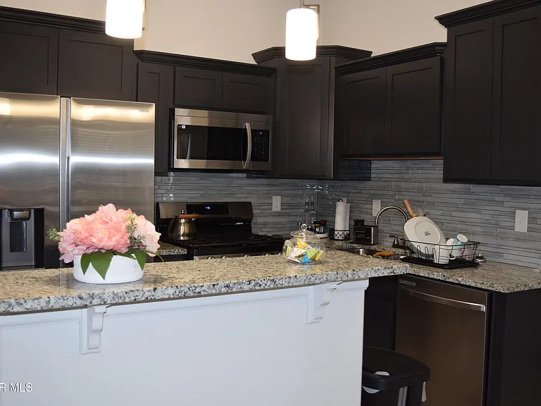 1103 Brass Hill Ave — Photo 9