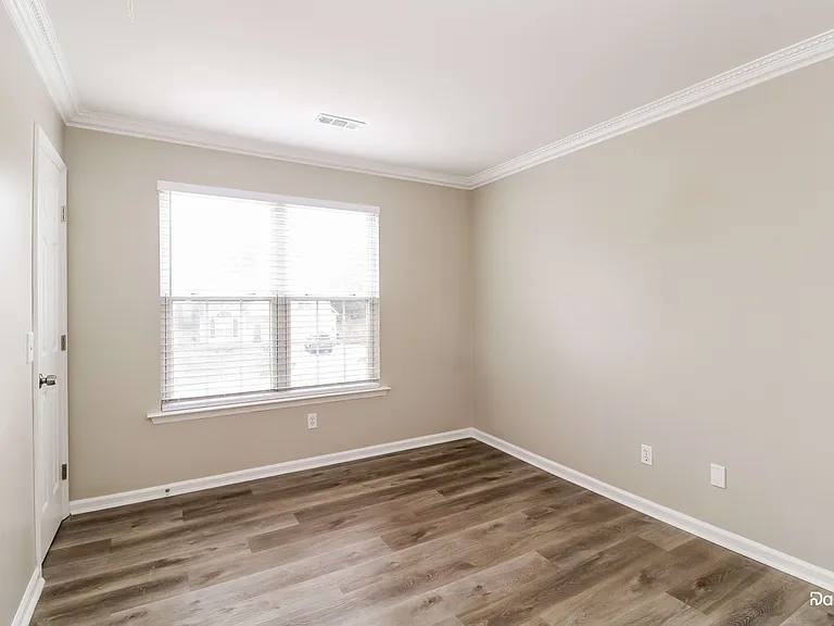 3911 Tutbury Dr — Photo 12