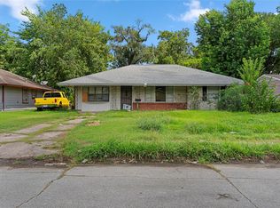 6043 Glenhurst Dr, Houston, TX 77033