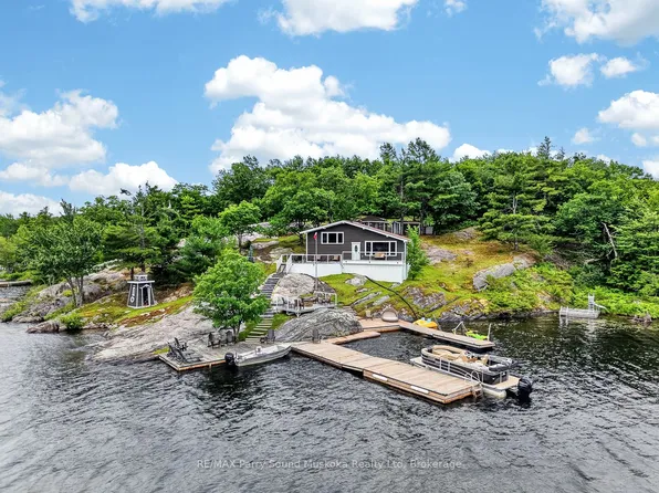 101 Healey Lake Rd, The Archipelago, ON P0C 1H0