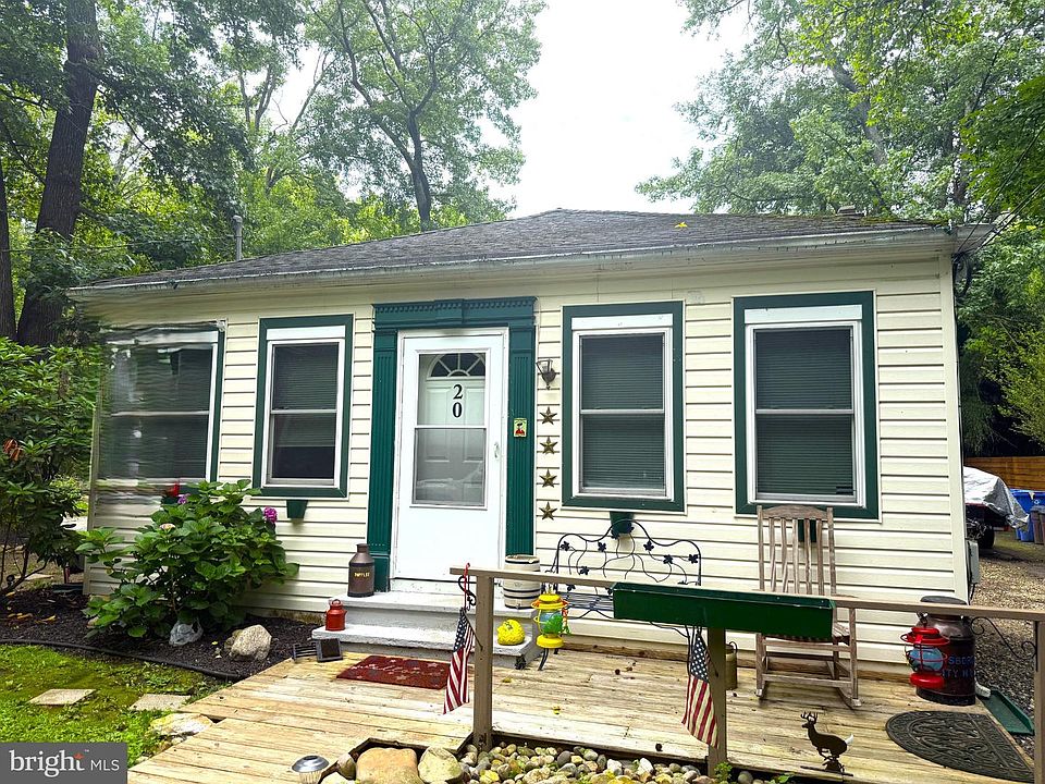 1st image of 20 Rancocas Trl