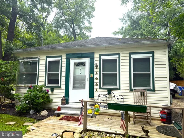 20 Rancocas Trl, Southampton, NJ 08088