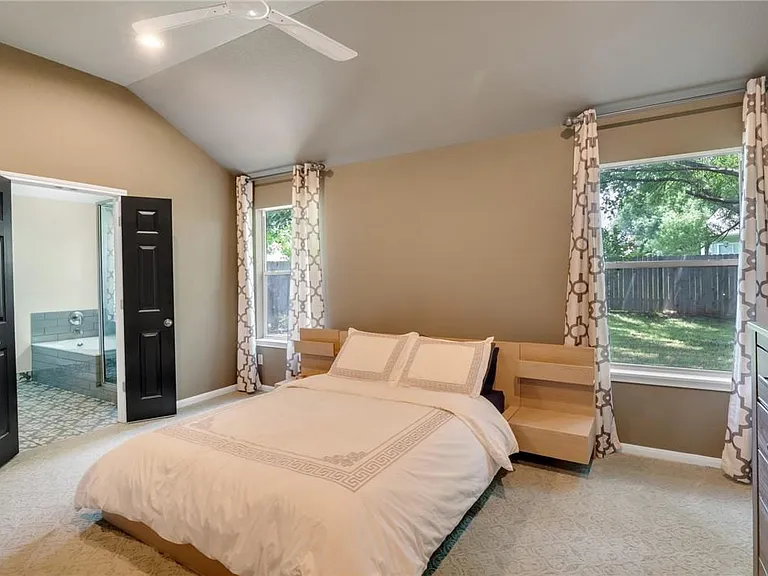 403 Rosedale Blvd — Photo 16