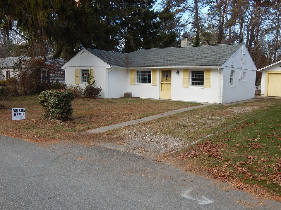 2nd image of 83 Crystal Spring Ave
