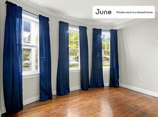 490 Washington St #1-D, Boston, MA 02111
