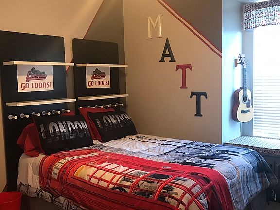 Kids bedroom