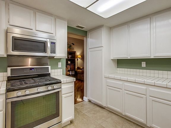 5th image of 8817 Greenberg Way