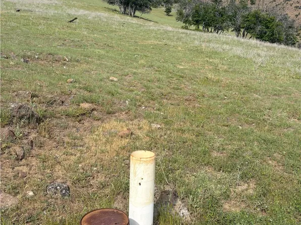 0 Yellow Dog Trl, Hornbrook, CA 96044