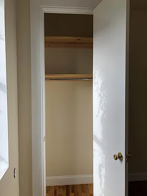 Rented by Lang Realty LLC | media 29